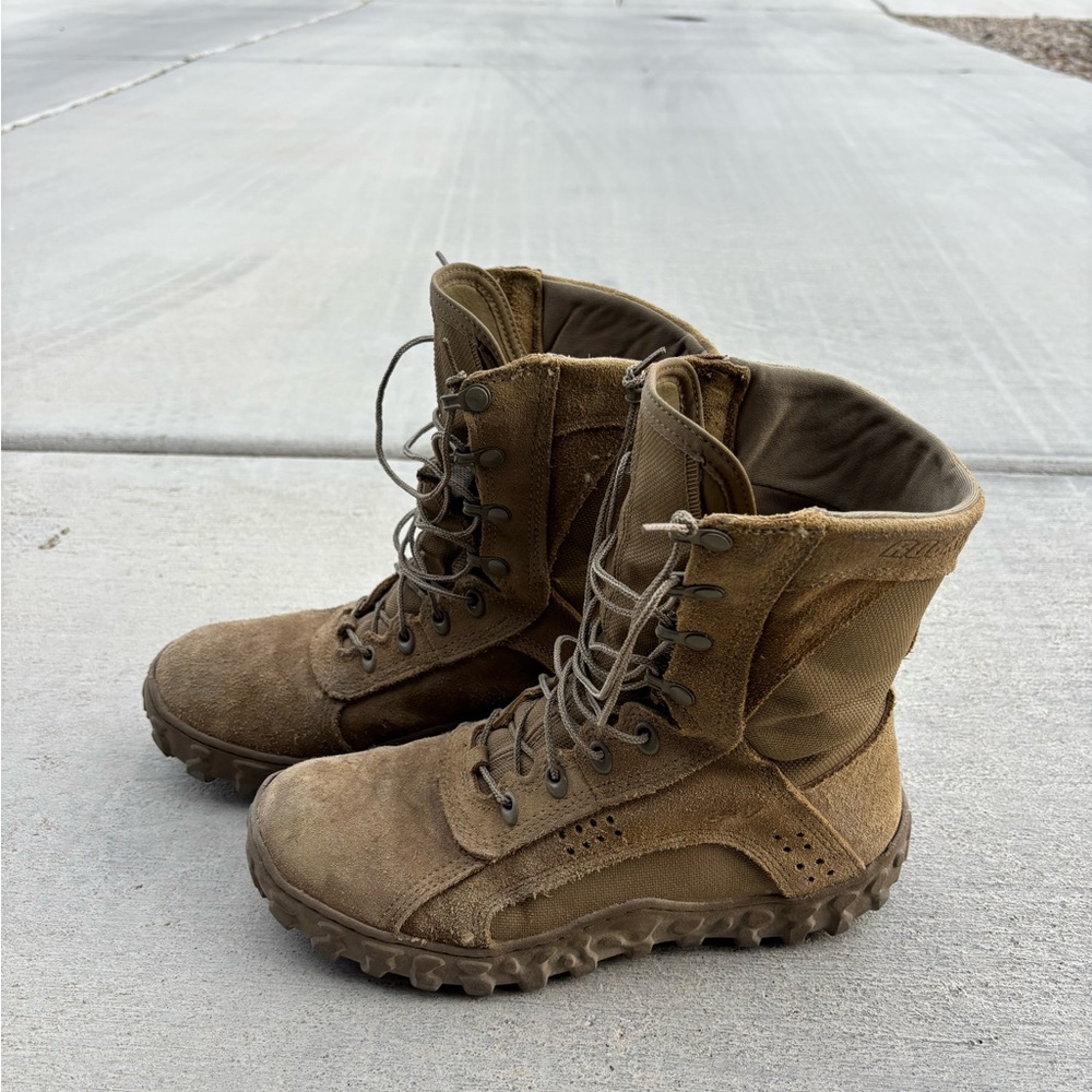 Rocky Tan Outdoor Boots - Picture 3 of 5